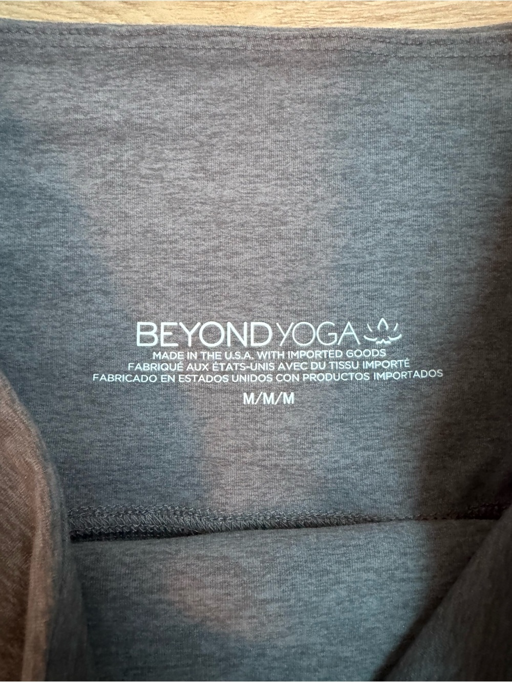 Beyond Yoga Women’s Athletic Leggings Medium Gym Workout Everyday Athleisure - Picture 4 of 8